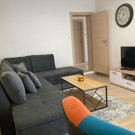 Mastrinka Apartment โตรกีร์ ภายนอก รูปภาพ