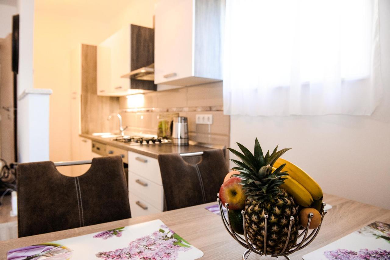 Mastrinka Apartment โตรกีร์ ภายนอก รูปภาพ