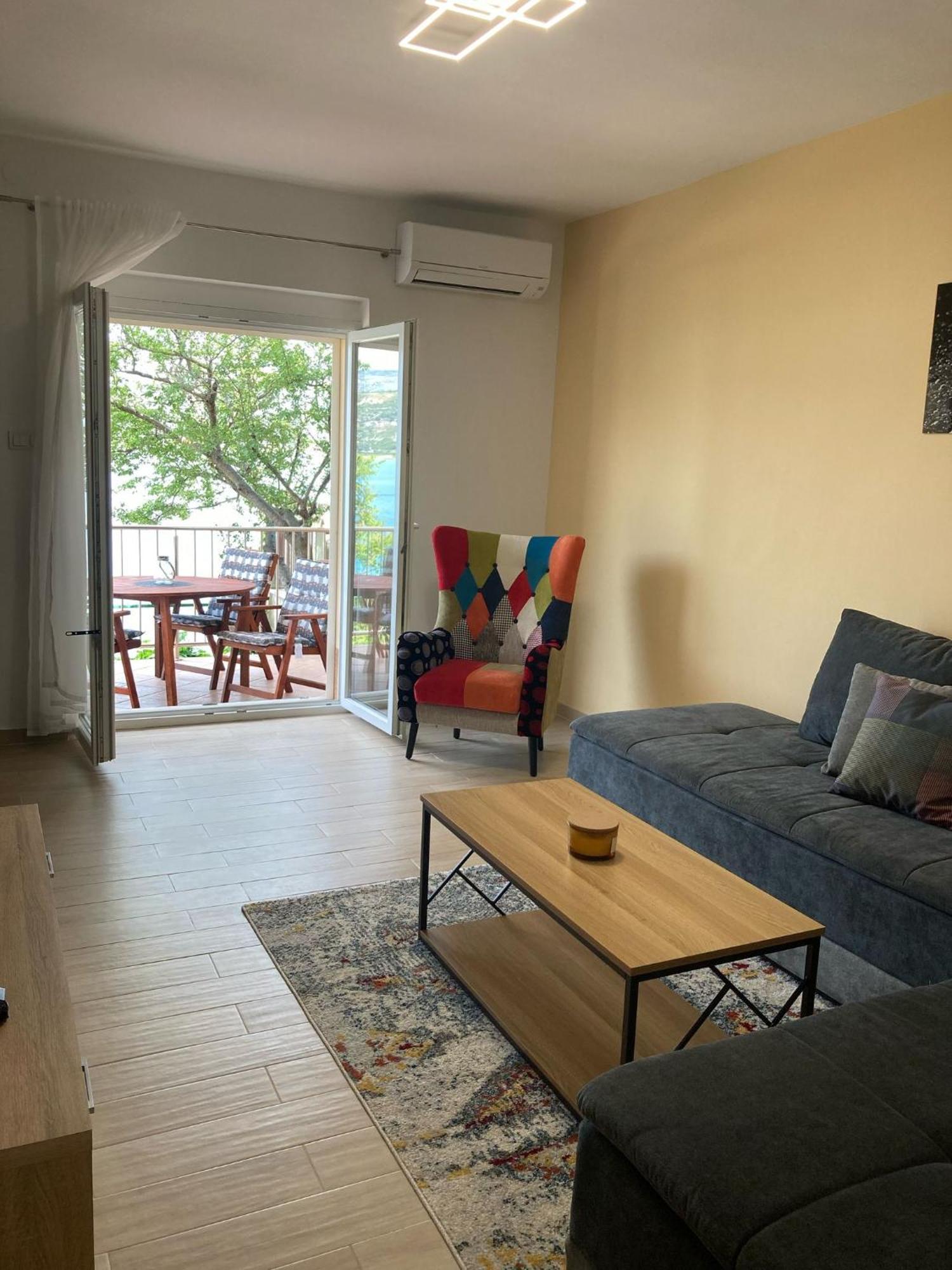 Mastrinka Apartment โตรกีร์ ภายนอก รูปภาพ